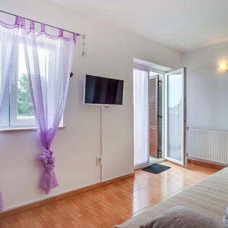 Apartment Senka มาลีโลชินจ์ ภายนอก รูปภาพ