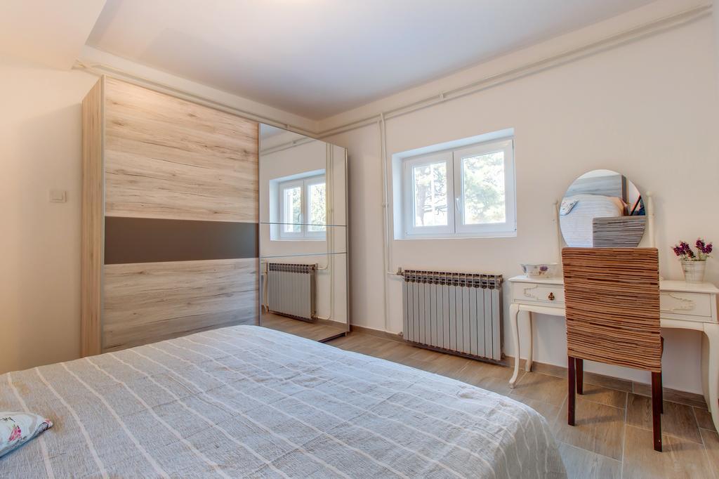 Apartment Senka มาลีโลชินจ์ ภายนอก รูปภาพ